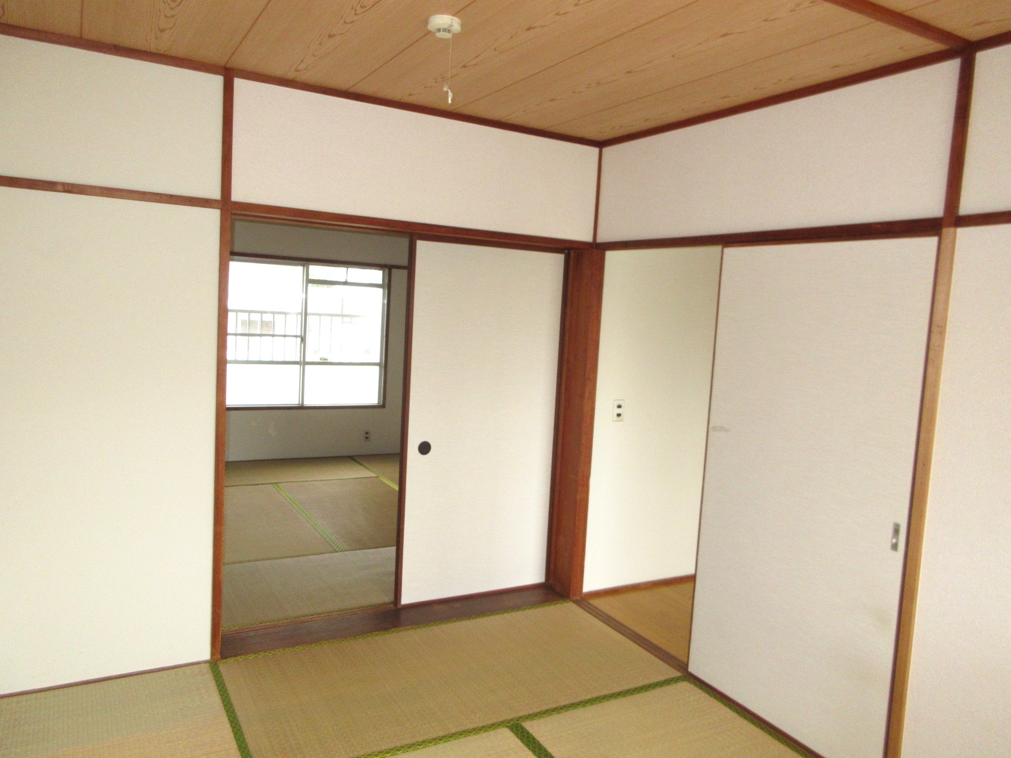 <br /> <b>Warning</b>:  Undefined array key 