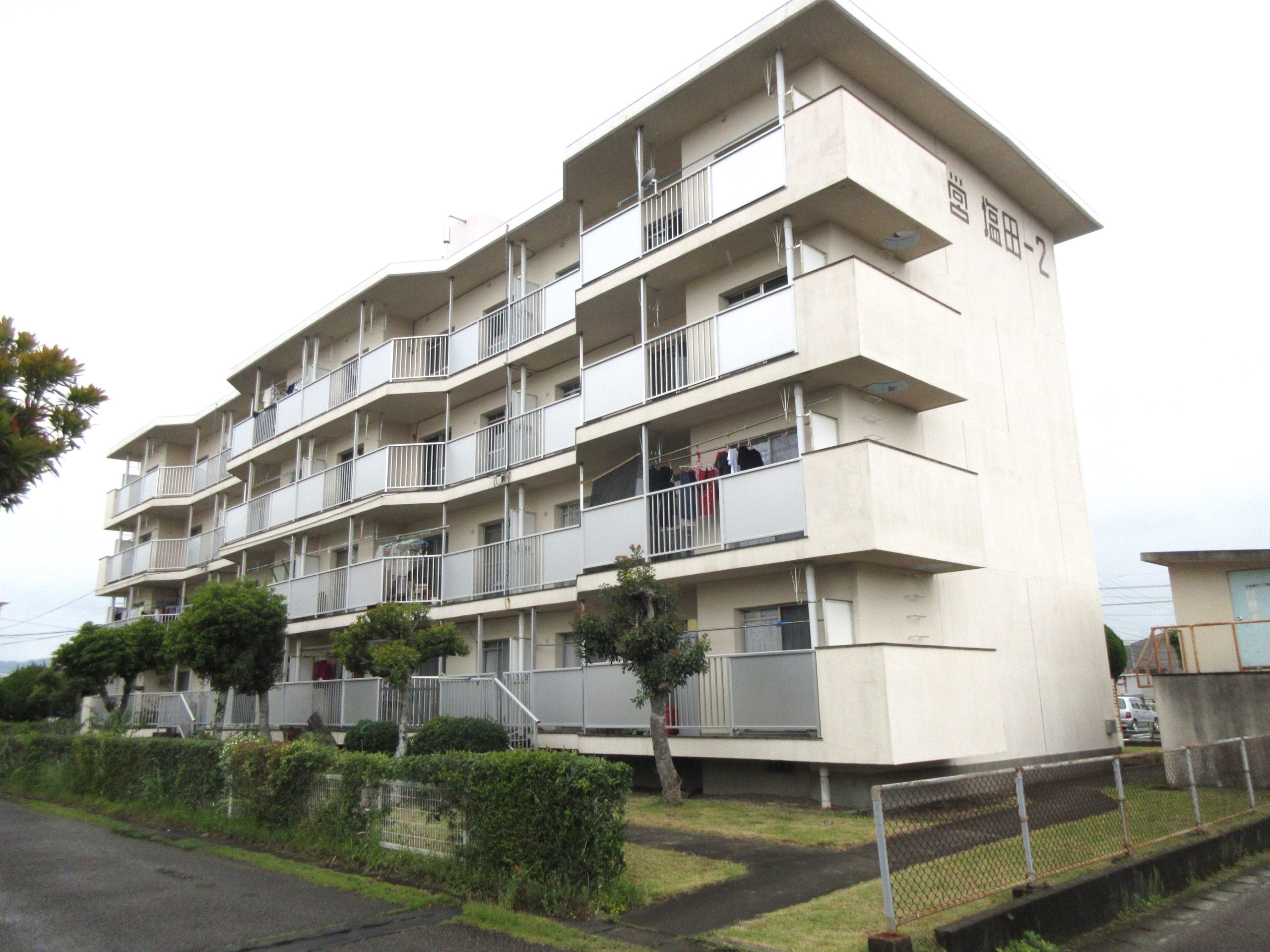 <br /> <b>Warning</b>:  Undefined array key 