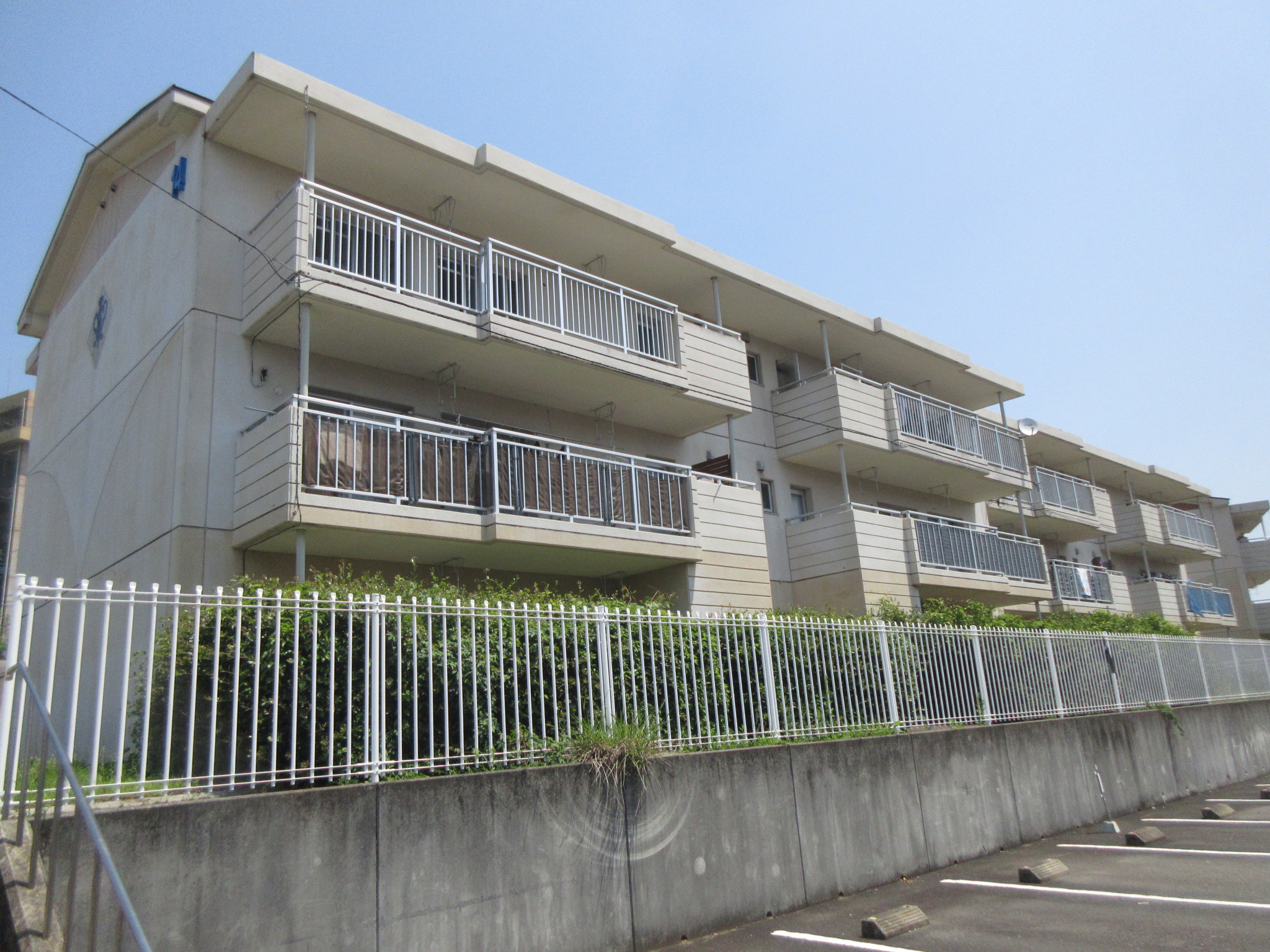 <br /> <b>Warning</b>:  Undefined array key 